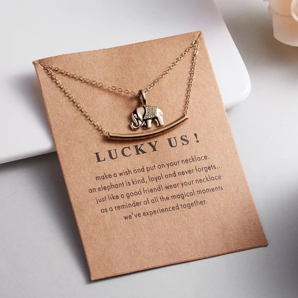 Jewelry - 💥[2 for $10]💥 Gold Lucky Us Necklace
